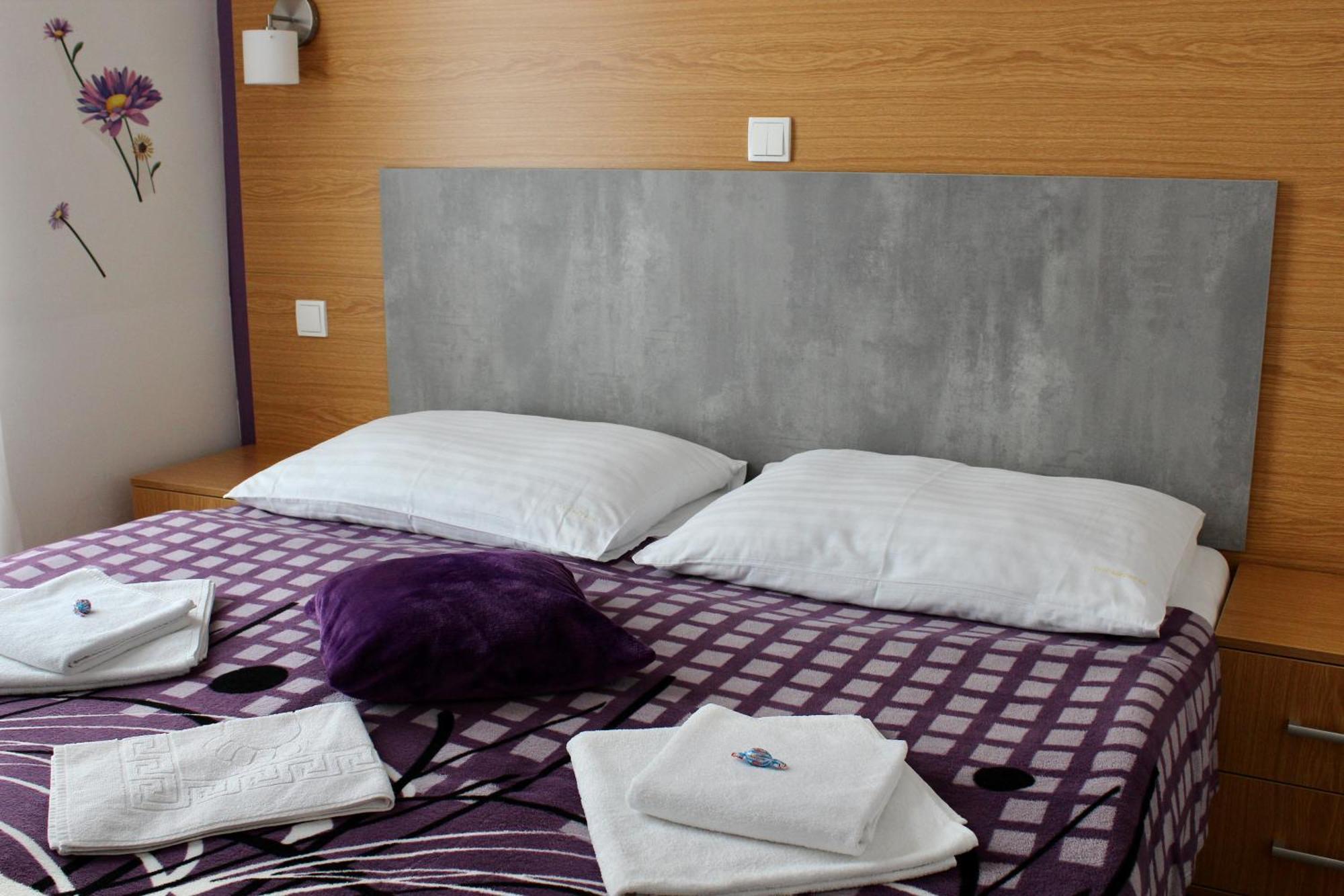 Apartments Verona Karlovy Vary Bagian luar foto