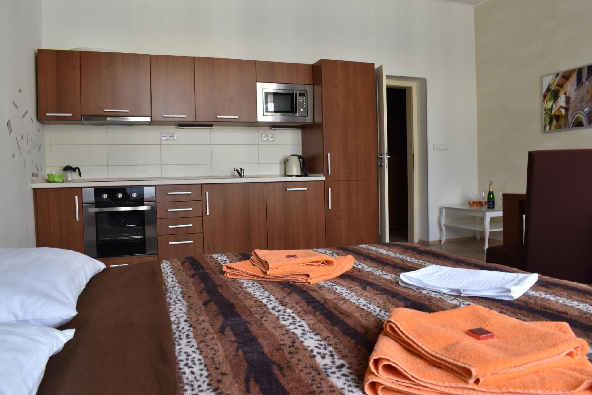 Apartments Verona Karlovy Vary Bagian luar foto