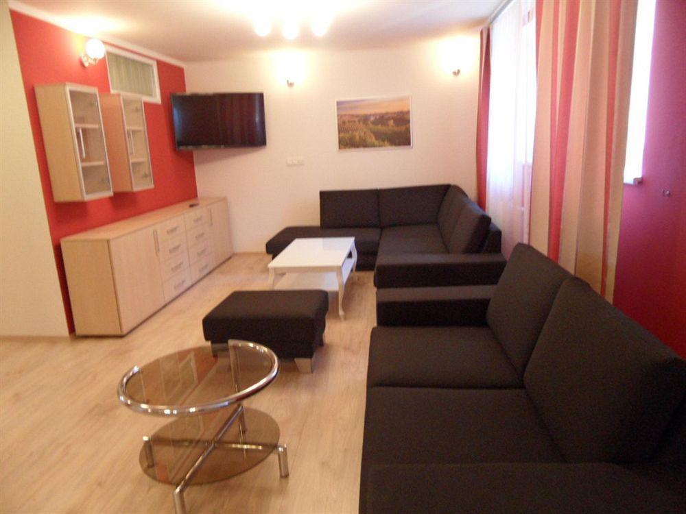 Apartments Verona Karlovy Vary Bagian luar foto