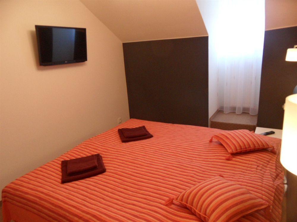 Apartments Verona Karlovy Vary Bagian luar foto